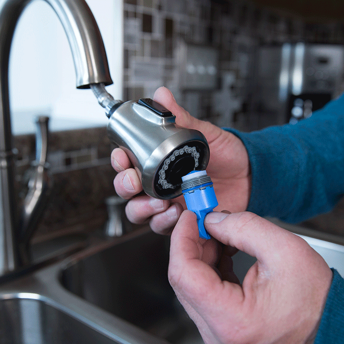 install-a-kitchen-faucet-removeaerator